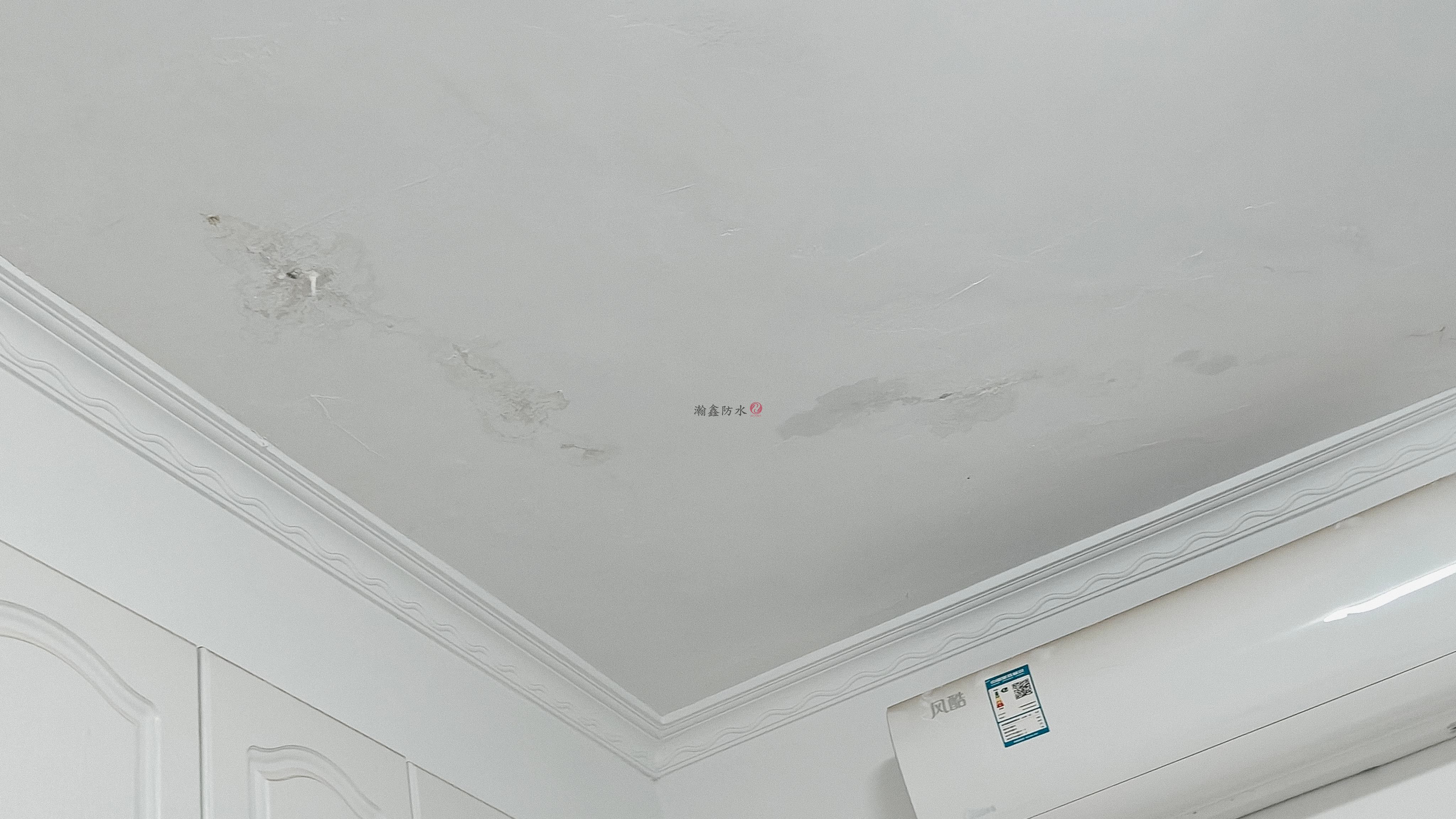 屋面漏水怎么修?外墙刷过、里面注过,做了几次都不管用,问题出在哪?(图1) 屋面漏水怎么修?外墙刷过、里面注过,做了几次都不管用,问题出在哪?(图1)