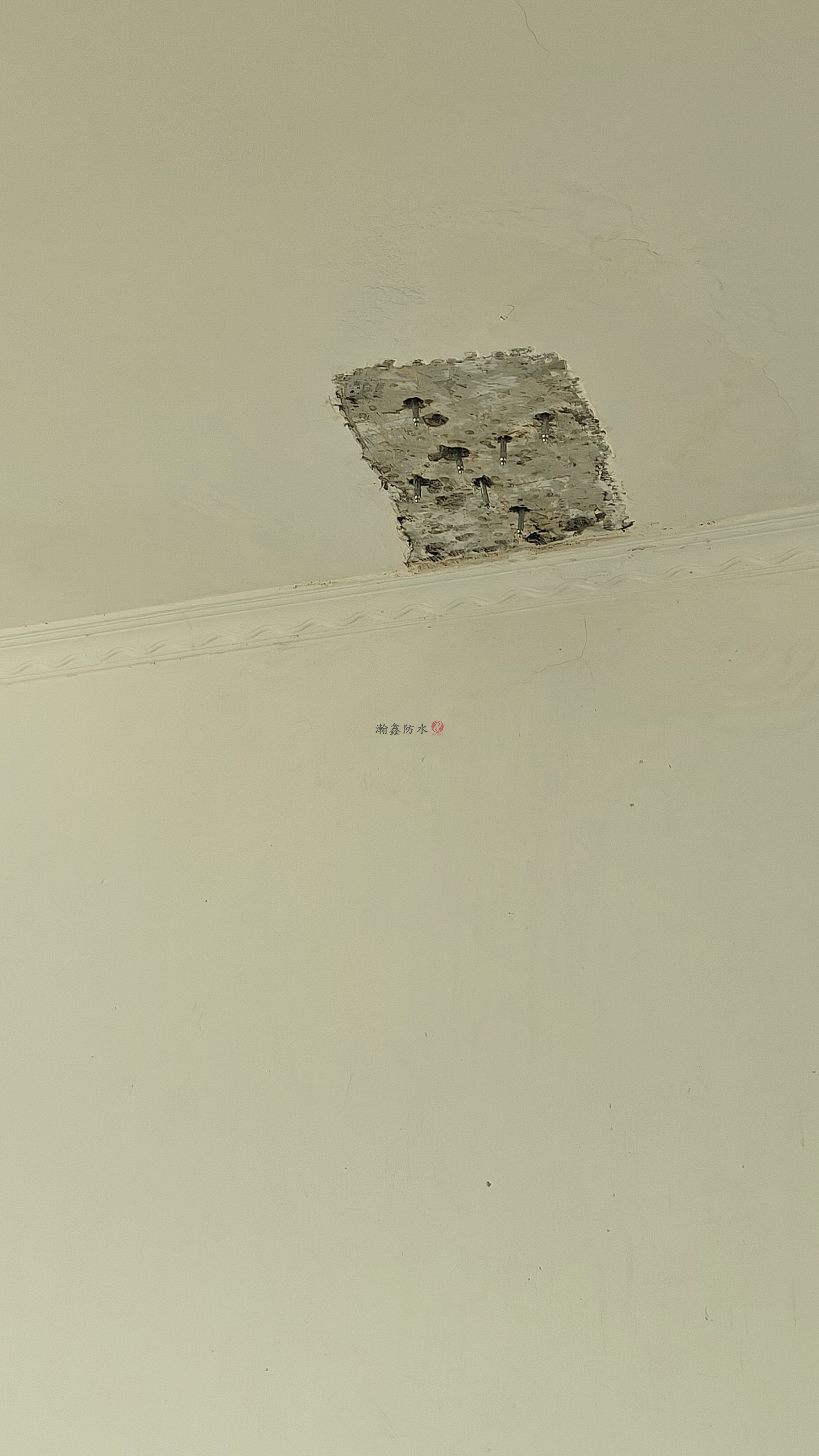 屋面漏水怎么修?外墙刷过、里面注过,做了几次都不管用,问题出在哪?(图3) 屋面漏水怎么修?外墙刷过、里面注过,做了几次都不管用,问题出在哪?(图3)